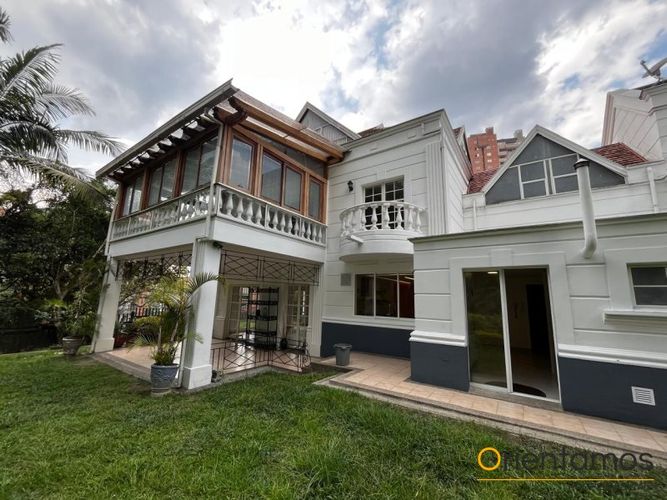 Casa en arriendo en El Poblado, Medellín - Miniatura 2