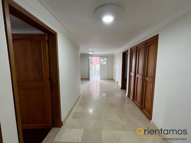 Casa en arriendo en El Poblado, Medellín - Miniatura 20