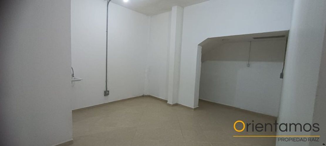 Local en  Arriendo en El Poblado, Medellín - Miniatura 11
