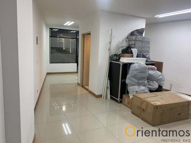 Local en arriendo en El Poblado, Medellín - Miniatura 6