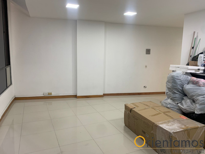 Local en arriendo en El Poblado, Medellín - Miniatura 7