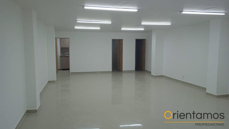 Local en arriendo en Los naranjos, Itaguí - Miniatura 7