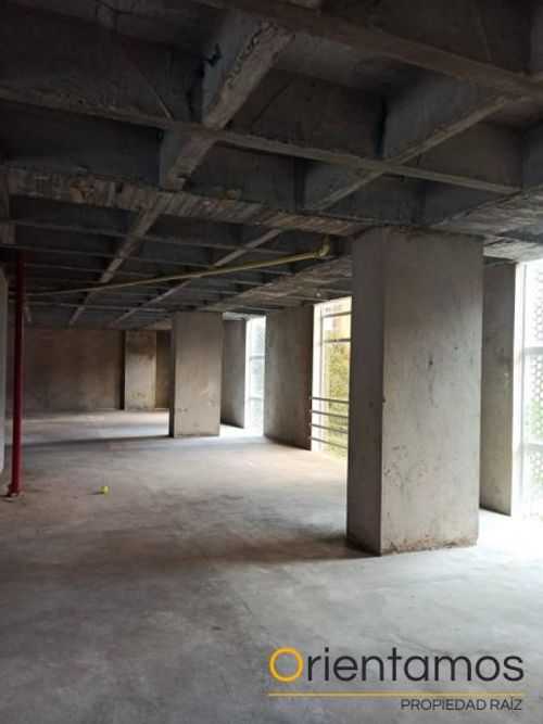 Oficina en arriendo en Conquistadores, Medellín - Miniatura 5
