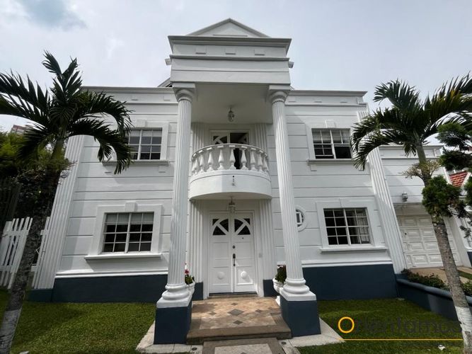 Casa en arriendo en El Poblado, Medellín - Imagen 1