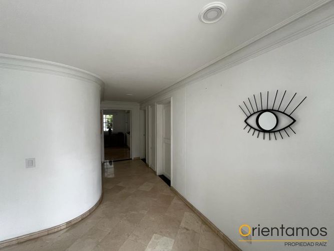 Casa en arriendo en El Poblado, Medellín - Miniatura 6