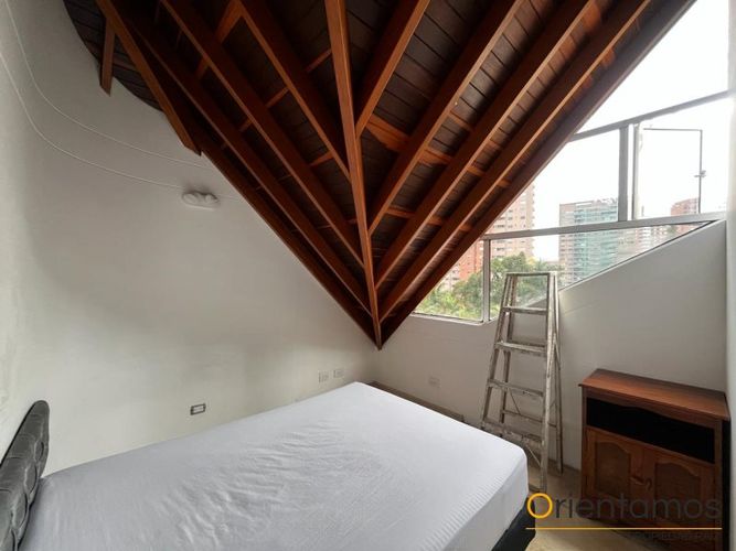 Casa en arriendo en El Poblado, Medellín - Miniatura 16