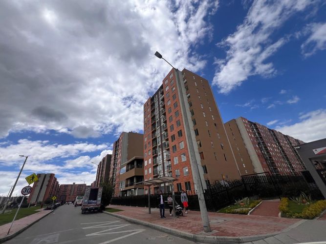 Apartamento en  Venta en La Prosperidad, Madrid - Imagen 1