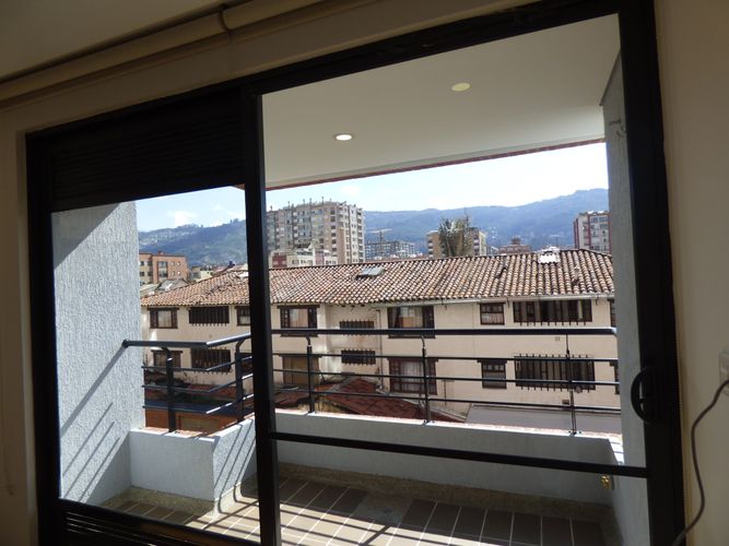 Apartaestudio en  Venta en Cedritos, Bogotá - Miniatura 2