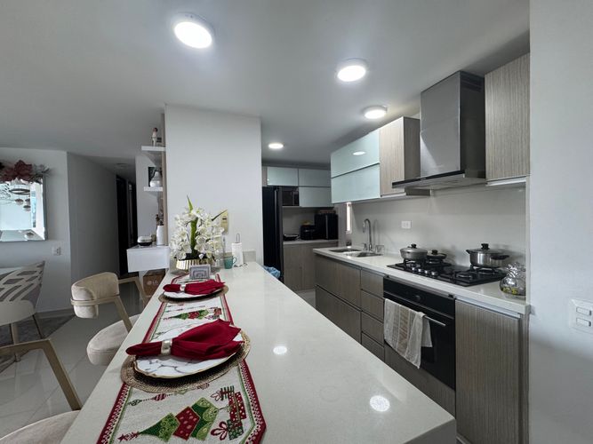 Apartamento en  Venta en Comuna 16 - lagos del cacique, Bucaramanga - Miniatura 2