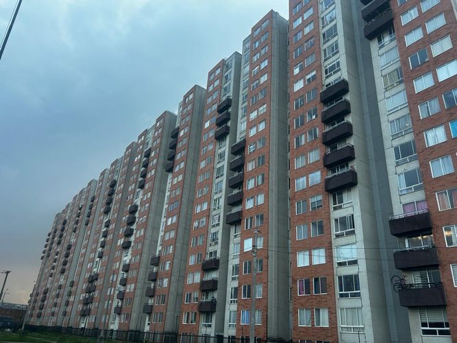Apartamento en  Venta en Fontibon, Bogotá - Miniatura 2