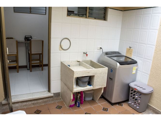 Casa en  Venta en Avenida Centenario, Armenia - Miniatura 6