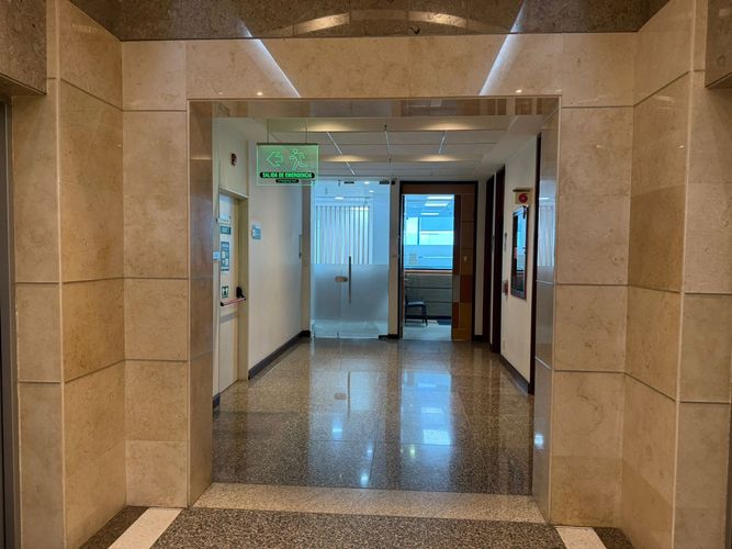 Oficina en  Arriendo en Santa Barbara, Bogotá - Miniatura 3