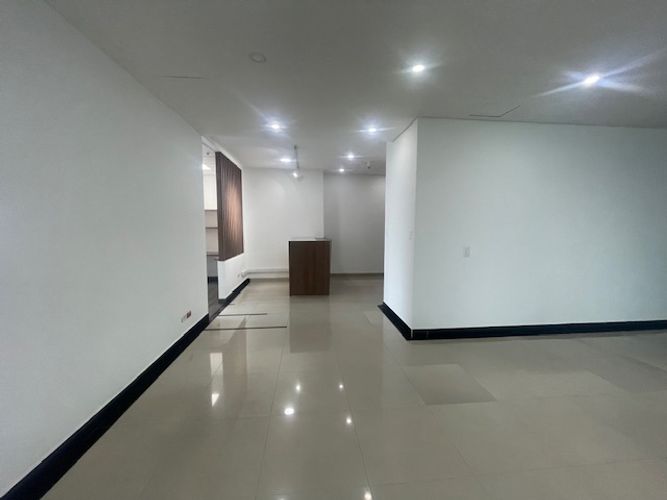Oficina en  Arriendo en Santa Barbara, Bogotá - Miniatura 5