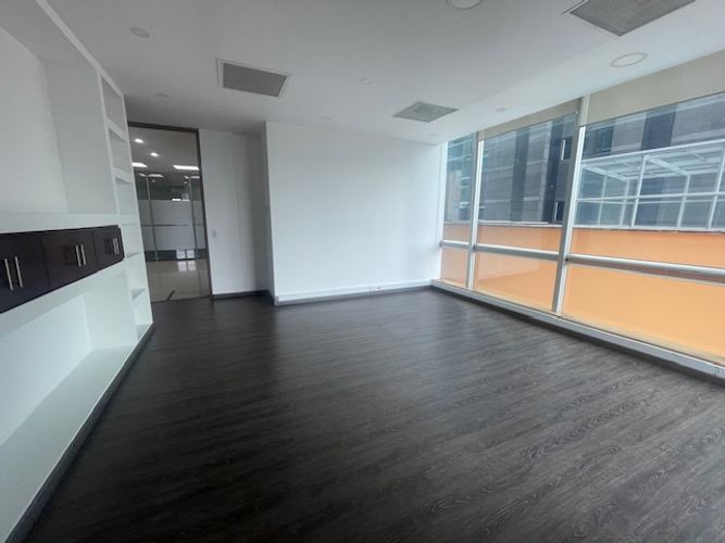 Oficina en  Arriendo en Santa Barbara, Bogotá - Miniatura 27