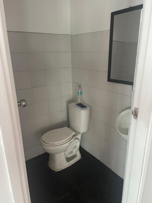 Local en  Arriendo en Perpetuo socorro, Medellín - Miniatura 6