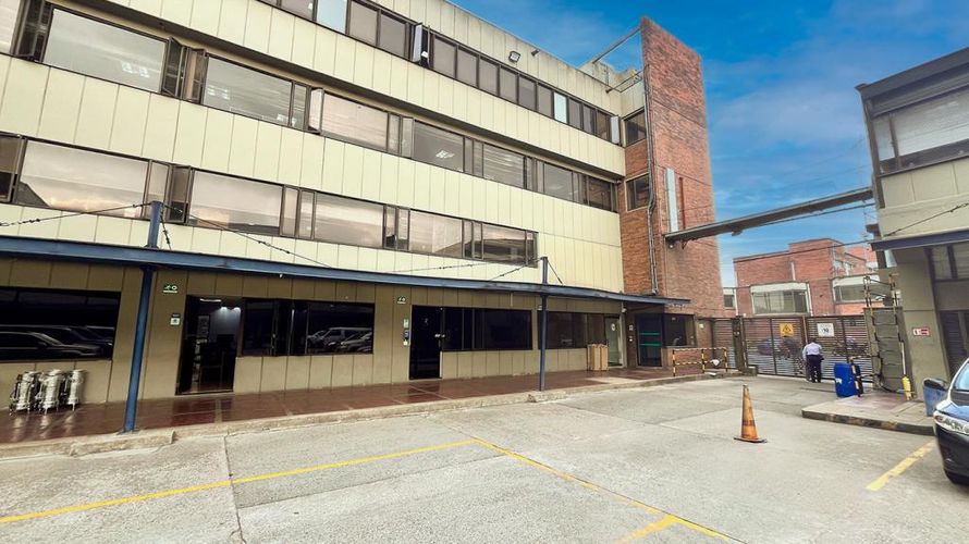Edificio en  Arriendo en Puente aranda, Bogotá - Miniatura 3