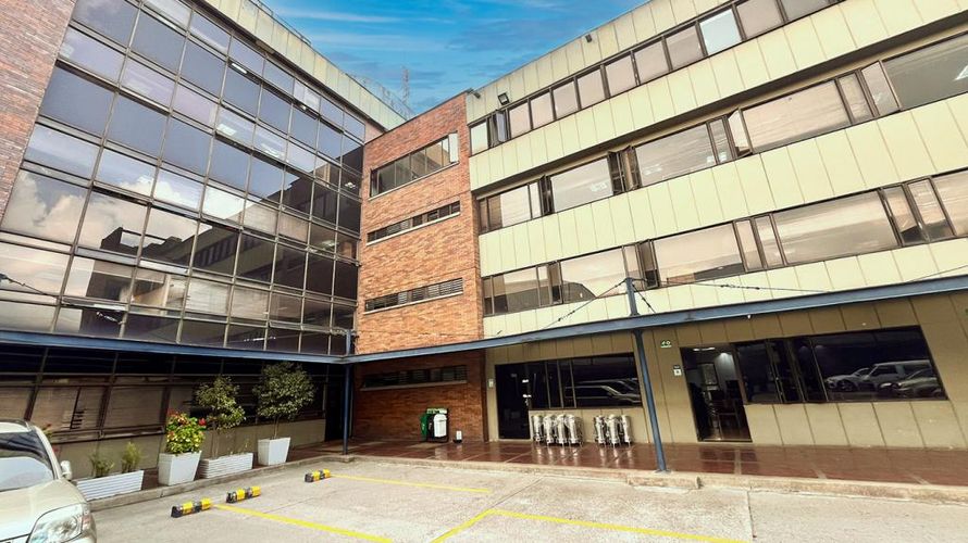Edificio en  Arriendo en Puente aranda, Bogotá - Miniatura 4
