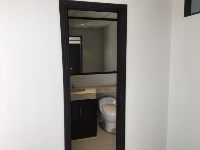 Oficina en  Arriendo en Santa barbara occidental, Bogotá - Miniatura 6