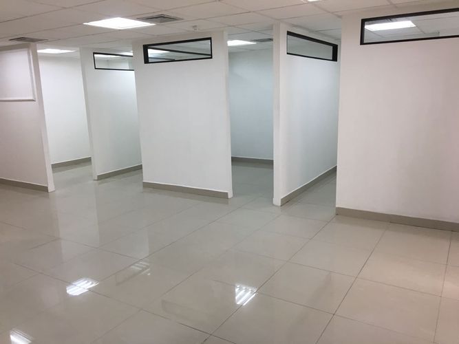 Oficina en  Arriendo en Santa barbara occidental, Bogotá - Miniatura 7