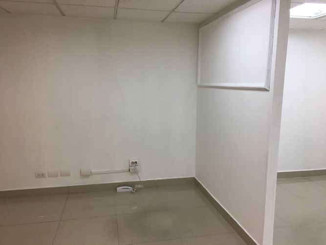 Oficina en  Arriendo en Santa barbara occidental, Bogotá - Miniatura 14