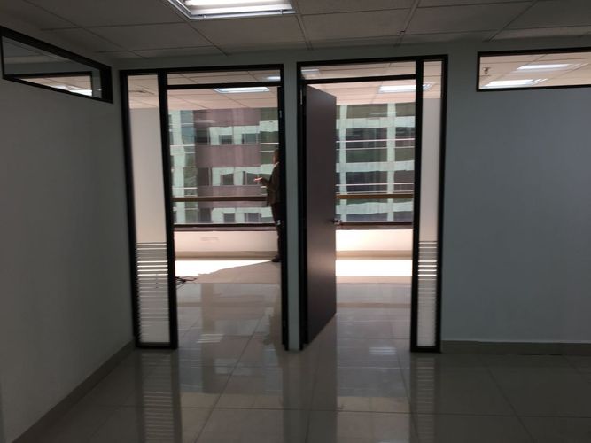 Oficina en  Arriendo en Santa barbara occidental, Bogotá - Miniatura 21