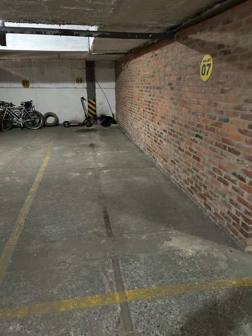 Parqueadero en  Arriendo en Chapinero, Bogotá - Imagen 1