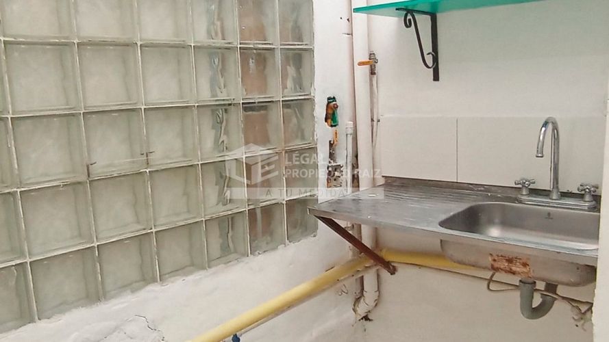 Local en  Arriendo en Laureles, Medellín - Miniatura 4