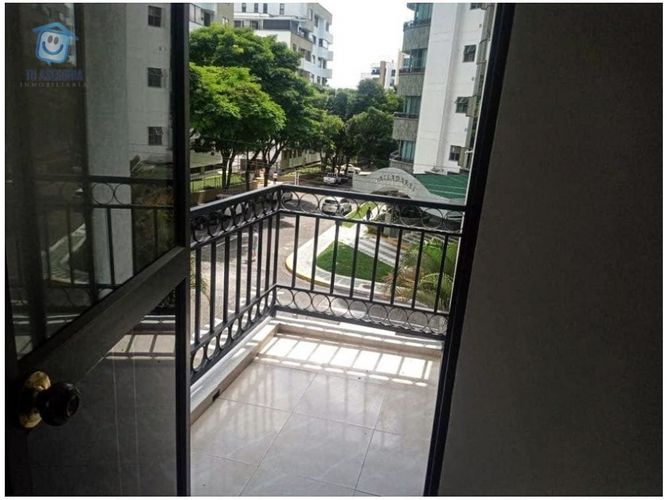 Apartamento en  Venta en Pinares, Pereira - Imagen 1