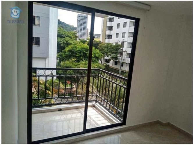 Apartamento en  Venta en Pinares, Pereira - Miniatura 2