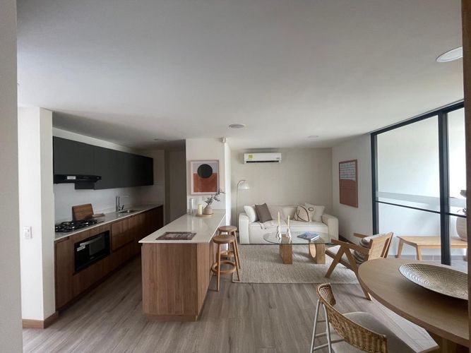 Apartamento en  Venta en Envigado, Sabaneta - Imagen 1
