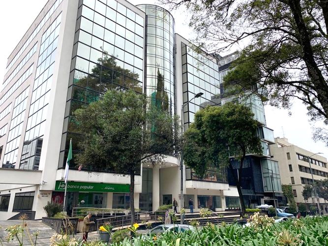 Oficina en  Arriendo en El chico, Bogotá - Imagen 1