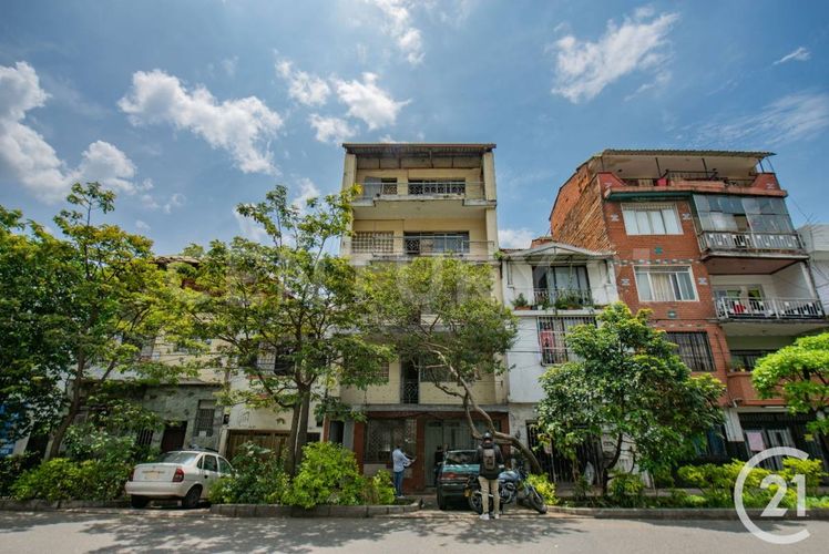 Edificio en  Venta en Medellín - Imagen 1
