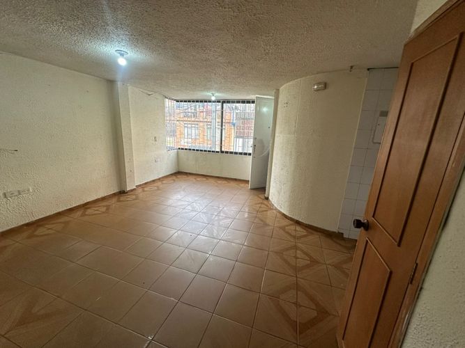 Oficina en  Arriendo en Suba Centro, Bogotá - Miniatura 4