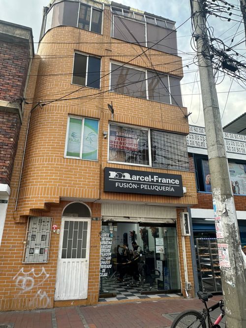 Oficina en  Arriendo en Suba Centro, Bogotá - Miniatura 14