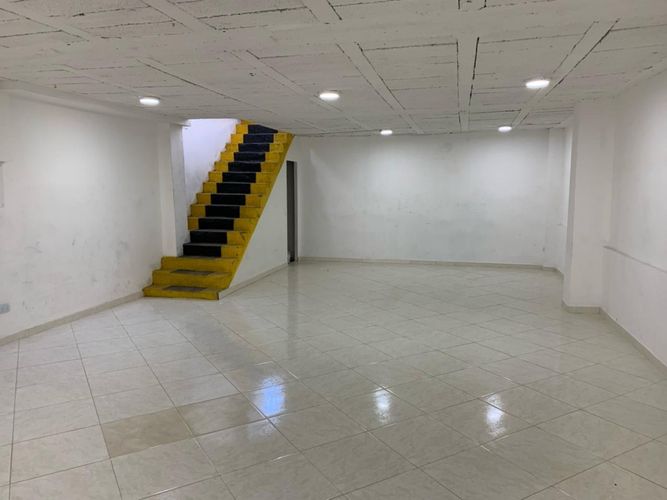Edificio en  Venta en Los naranjos, Dosquebradas - Miniatura 2