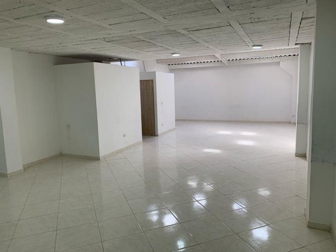 Edificio en  Venta en Los naranjos, Dosquebradas - Miniatura 4