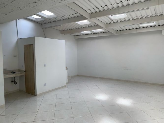 Edificio en  Venta en Los naranjos, Dosquebradas - Miniatura 5