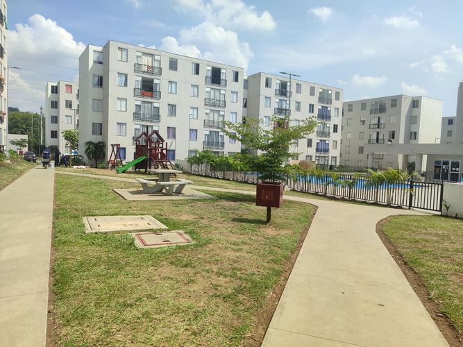 Apartamento en  Arriendo en Arroyohondo, Yumbo - Imagen 1