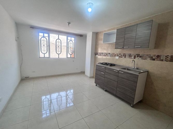 Apartamento en  Venta en Kennedy, Bogotá - Miniatura 2