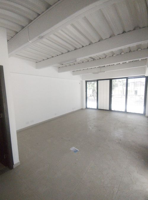 Local en  Arriendo en Bosques Del Limonar, Cali - Miniatura 4