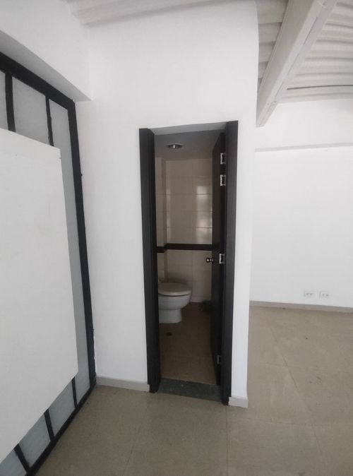 Local en  Arriendo en Bosques Del Limonar, Cali - Miniatura 5