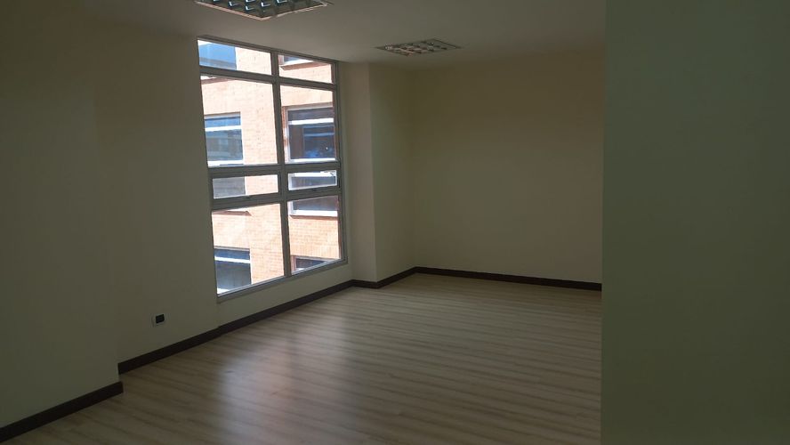 Oficina en  Arriendo en Comuna 3, Tunja - Miniatura 2