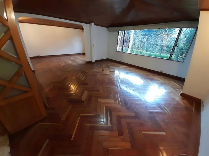 Casa en  Arriendo en Los cedros, Bogotá - Imagen 1