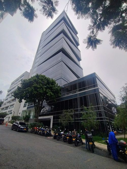 Oficina en  Arriendo en El Poblado, Medellín - Imagen 1