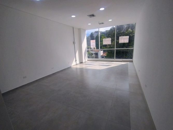 Oficina en  Arriendo en El Poblado, Medellín - Miniatura 2