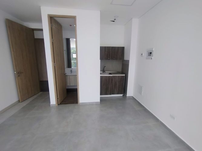 Oficina en  Arriendo en El Poblado, Medellín - Miniatura 4