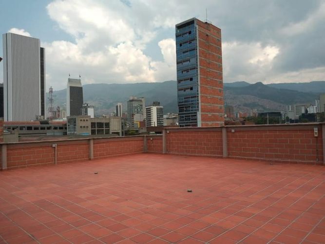 Edificio en venta en La candelaria, Medellín - Miniatura 21