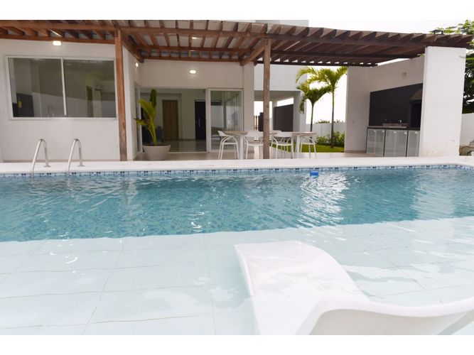 Casa en arriendo en Tubará - Miniatura 2