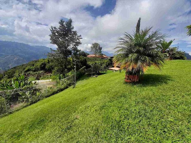 Finca en venta en Av Paralela, Manizales - Imagen 1