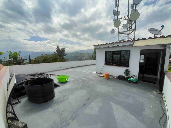 Finca en venta en Av Paralela, Manizales - Miniatura 9